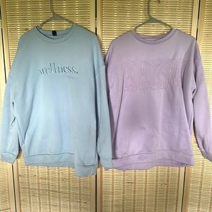 2 Crew Neck Sweatshirts